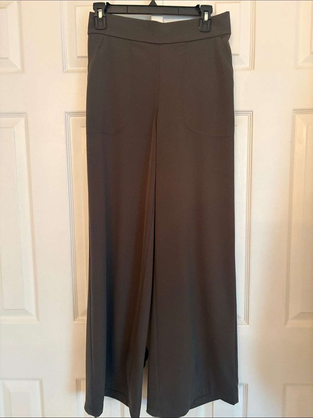 Max Studio Wide-Leg Pants in Chocolate Brown